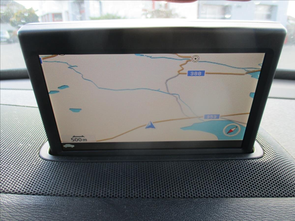 Volvo XC70 Kombi 2,4 l 151 kw