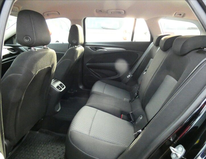Opel Insignia Kombi 1,6 l 81 kw