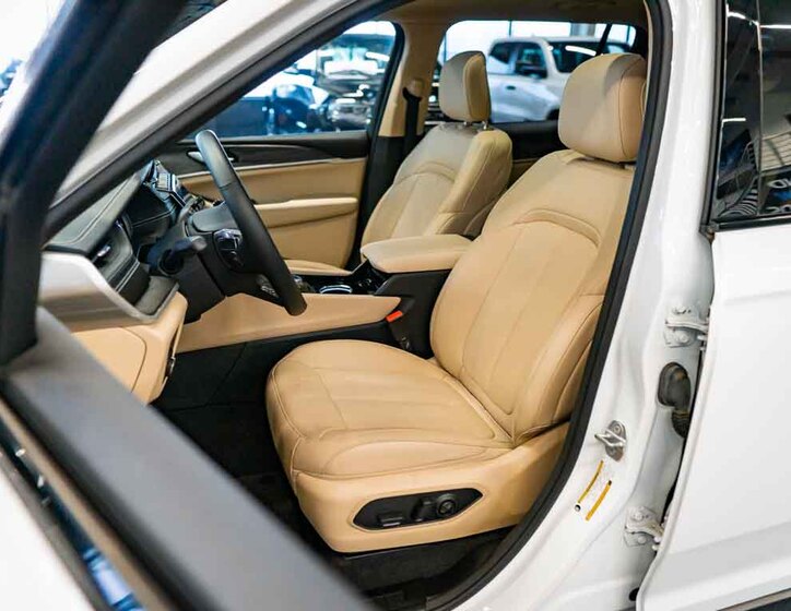 Jeep Grand Cherokee 15