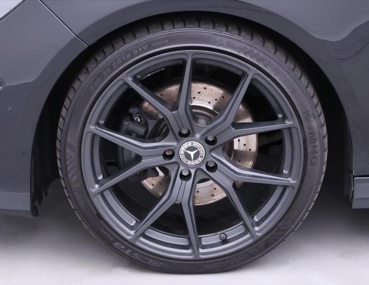 Mercedes-Benz CLA 32