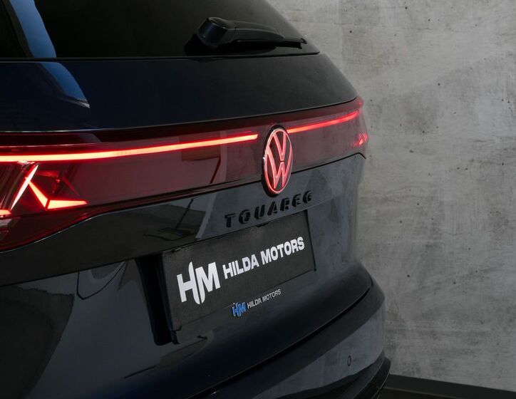 Volkswagen Touareg 9