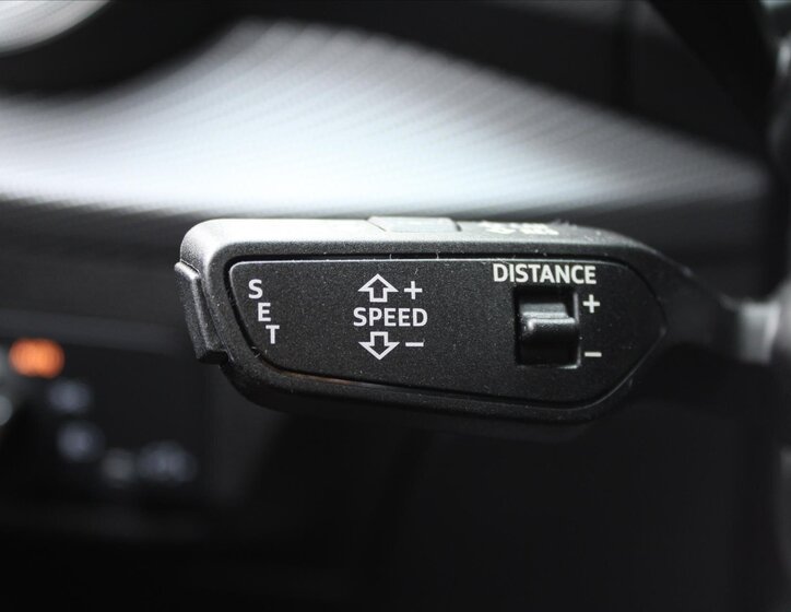 Audi Q2 SUV 2,0 l 140 kw