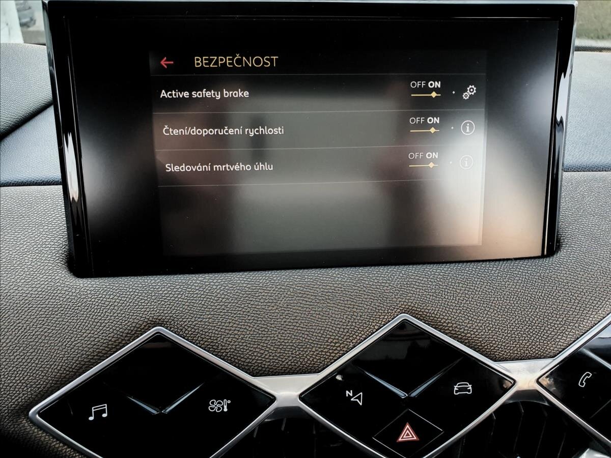 DS Automobiles DS3 Crossback