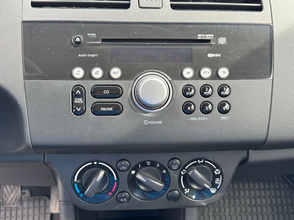 Suzuki Swift Hatchback 1,3 l 67 kw