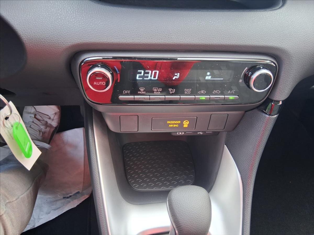 Toyota Yaris Hatchback 1,5 l 68 kw