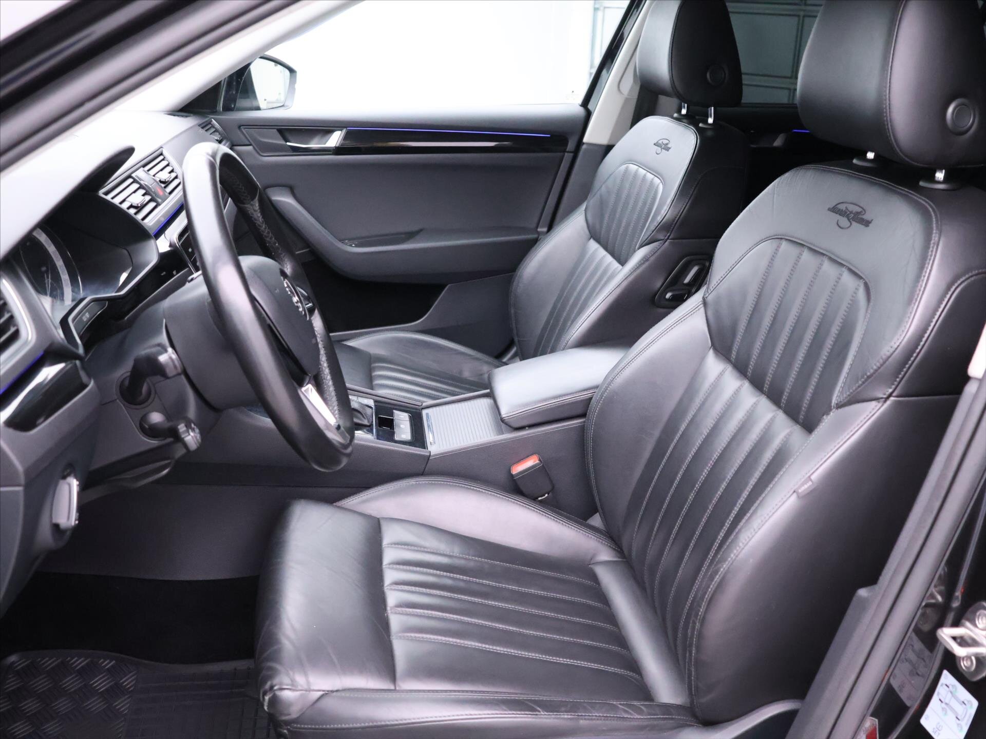 Škoda Superb Liftback 2,0 l 140 kw