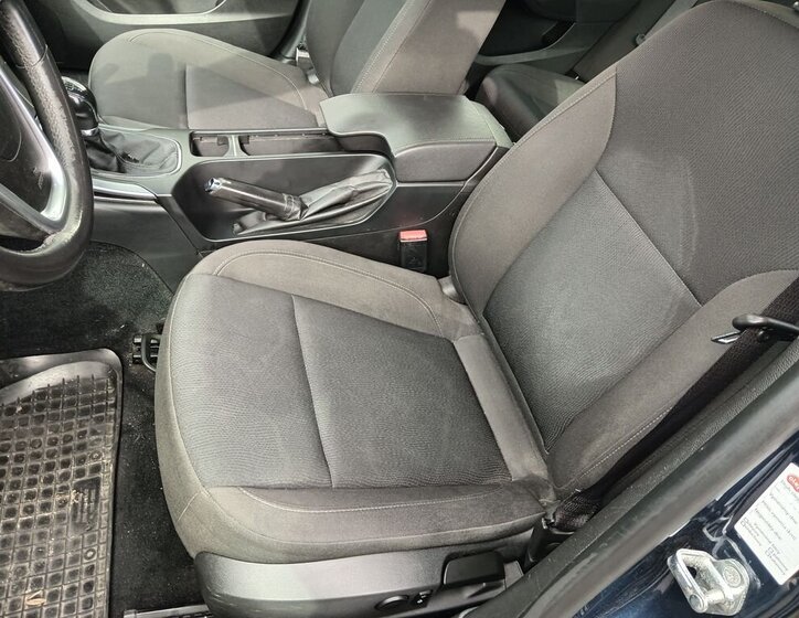 Opel Insignia Kombi 2,0 l 96 kw