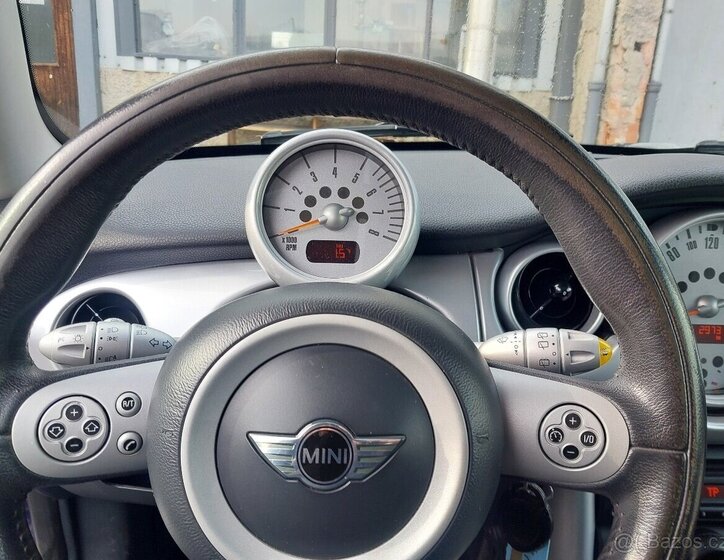 Mini Cooper Hatchback 0,0 85 kw