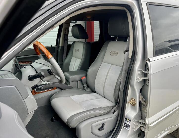 Jeep Grand Cherokee 5