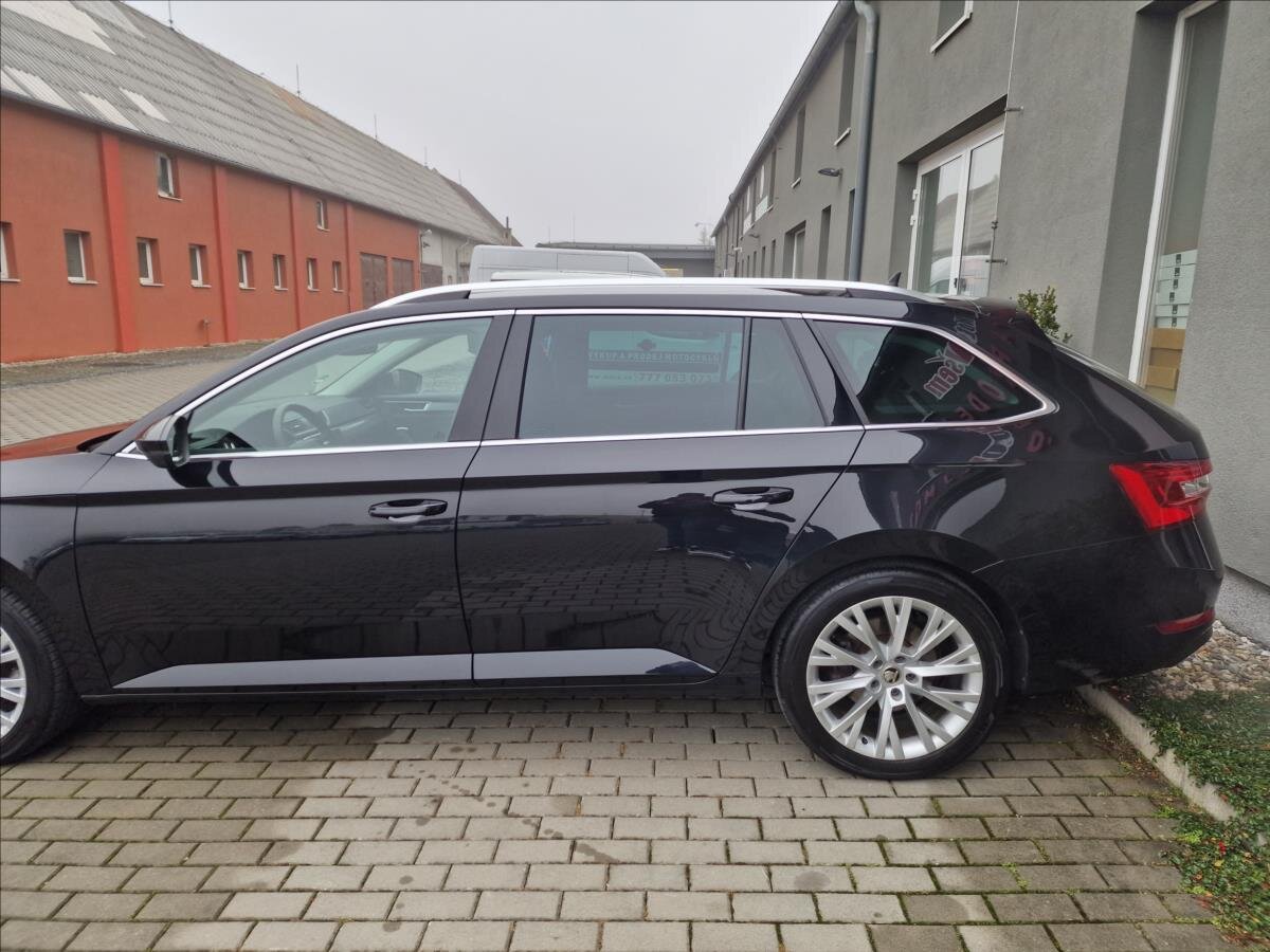 Škoda Superb