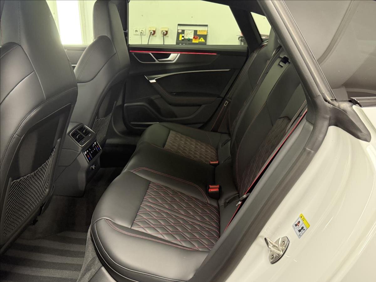 Audi S7 Hatchback 3,0 l 253 kw