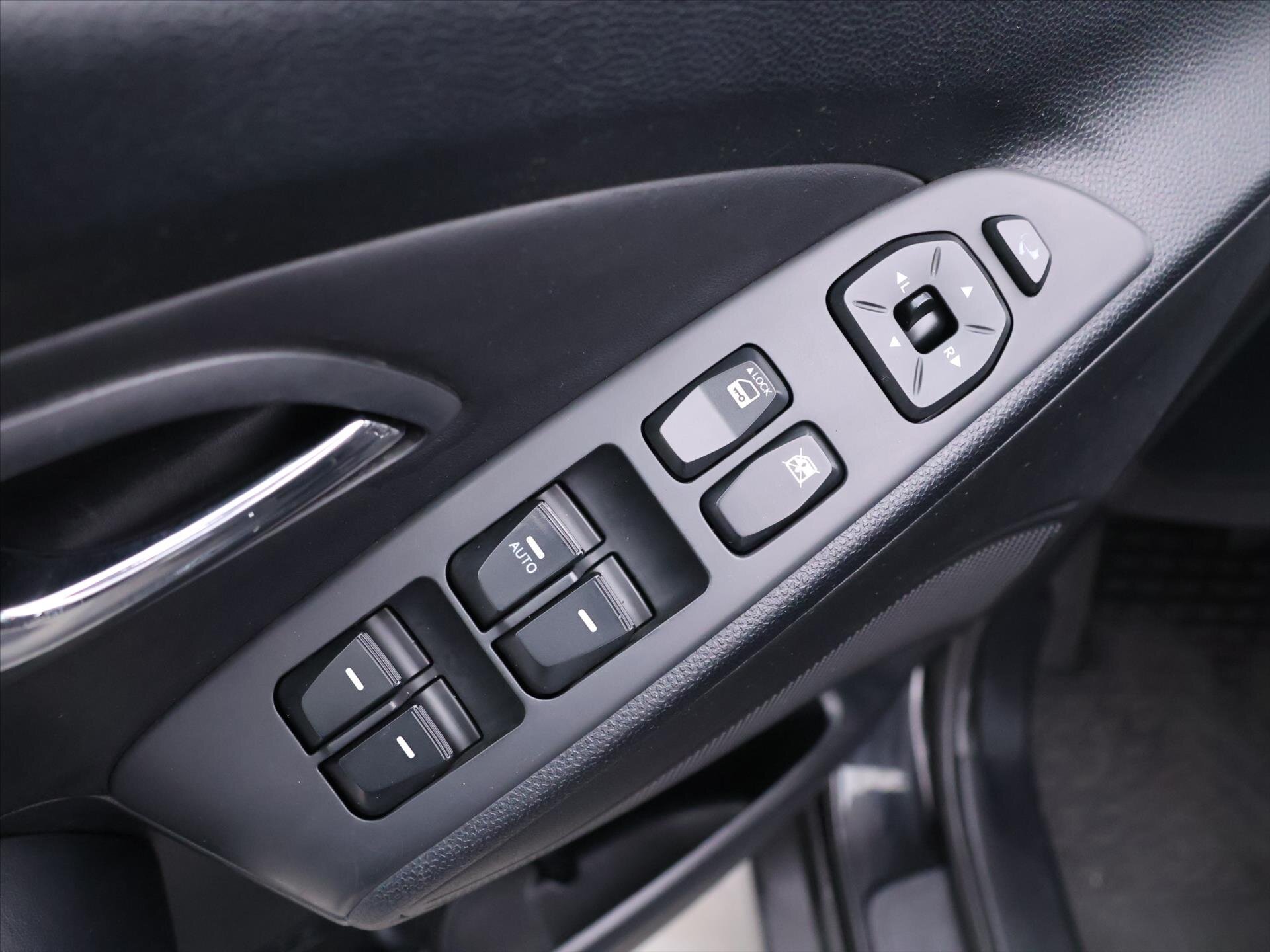 Hyundai ix35 SUV / Terénní 1,7 l 85 kw