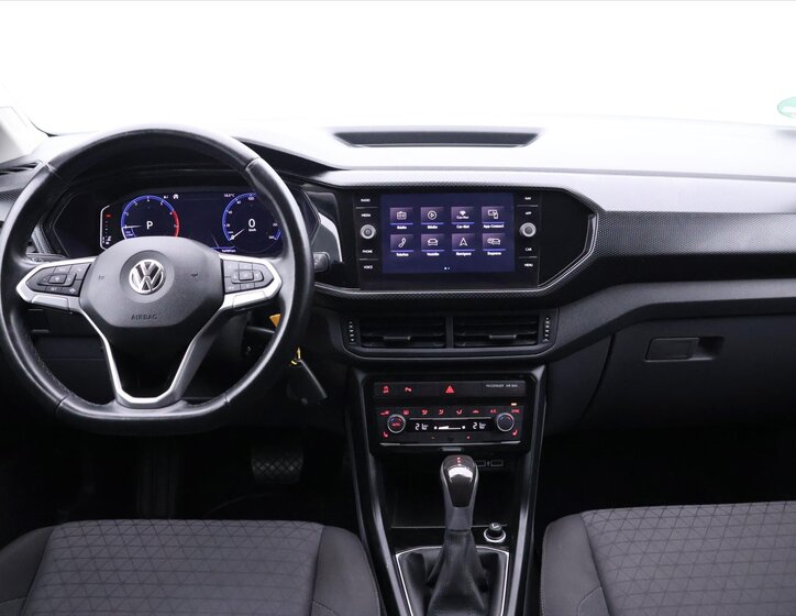 Volkswagen T-Cross 23
