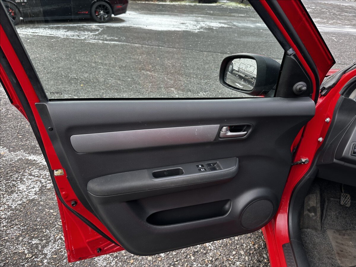 Suzuki Swift Hatchback 1,3 l 67 kw