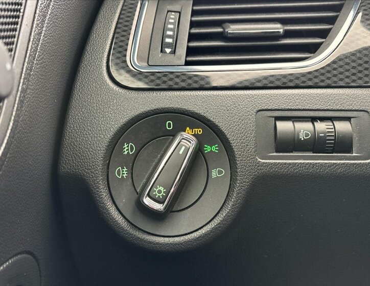 Škoda Rapid Hatchback 999,0 81 kw