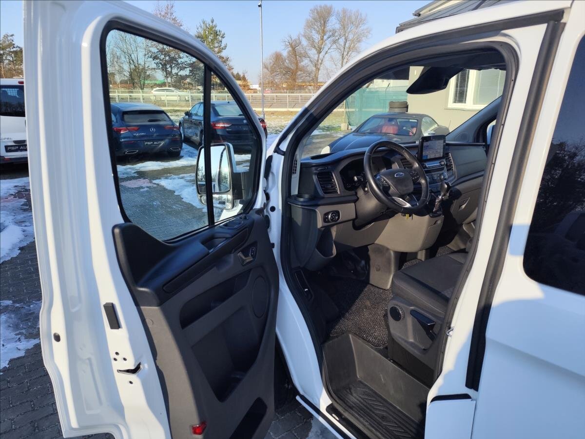 Ford Transit Custom Kombi 2,0 l 96 kw