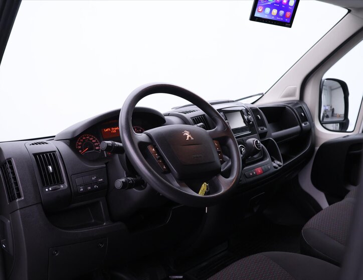 Peugeot Boxer Skříň 2,2 l 121 kw