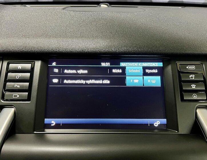 Land Rover Discovery SUV / Terénní 2,0 l 132 kw