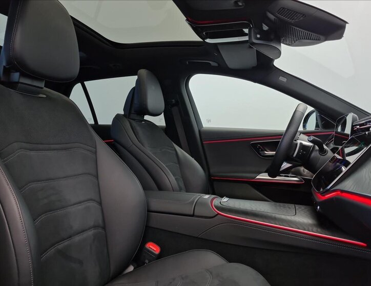 Mercedes-Benz Třídy E Kombi 2,0 l 145 kw