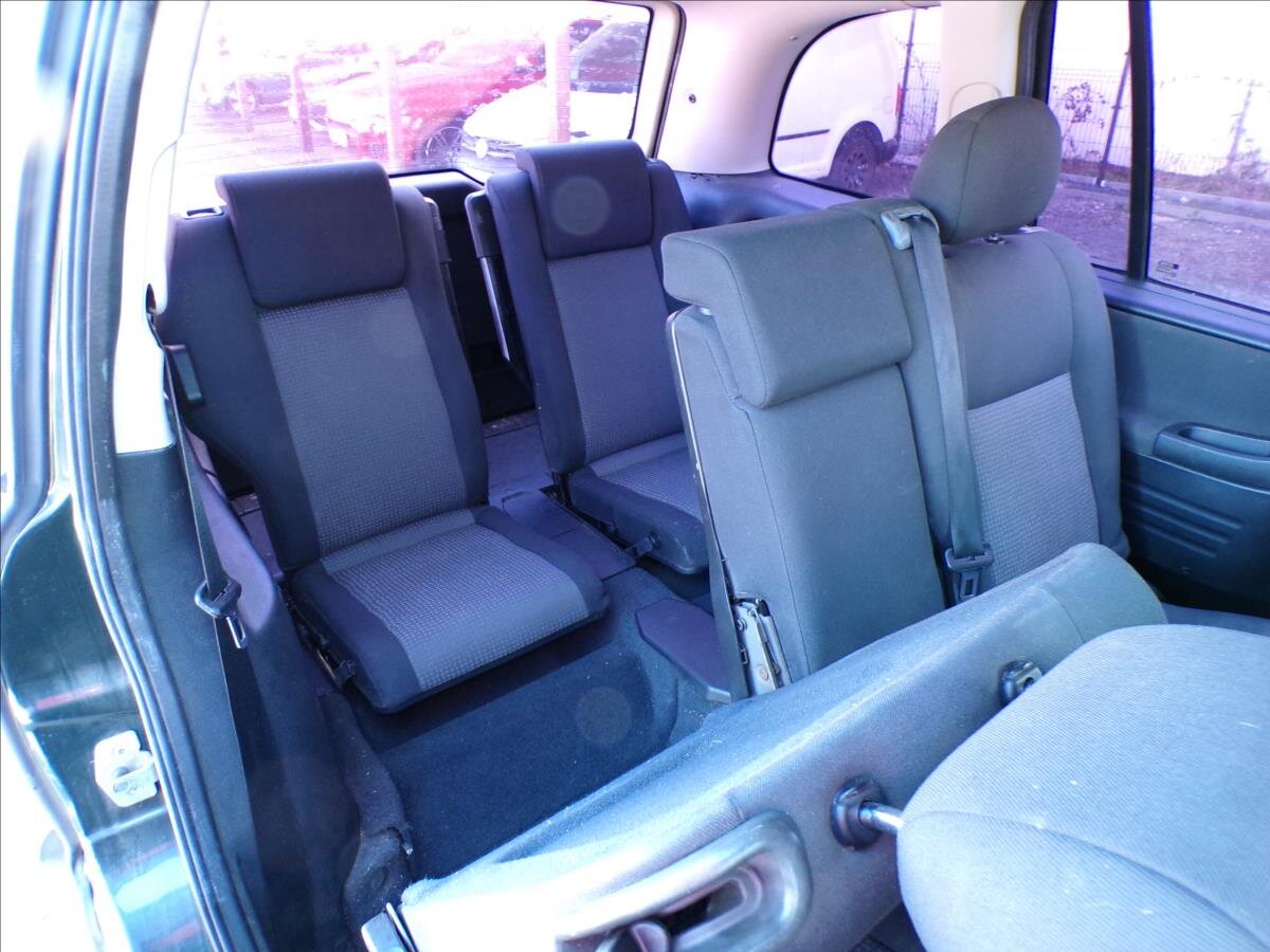 Opel Zafira MPV 1,6 l 74 kw