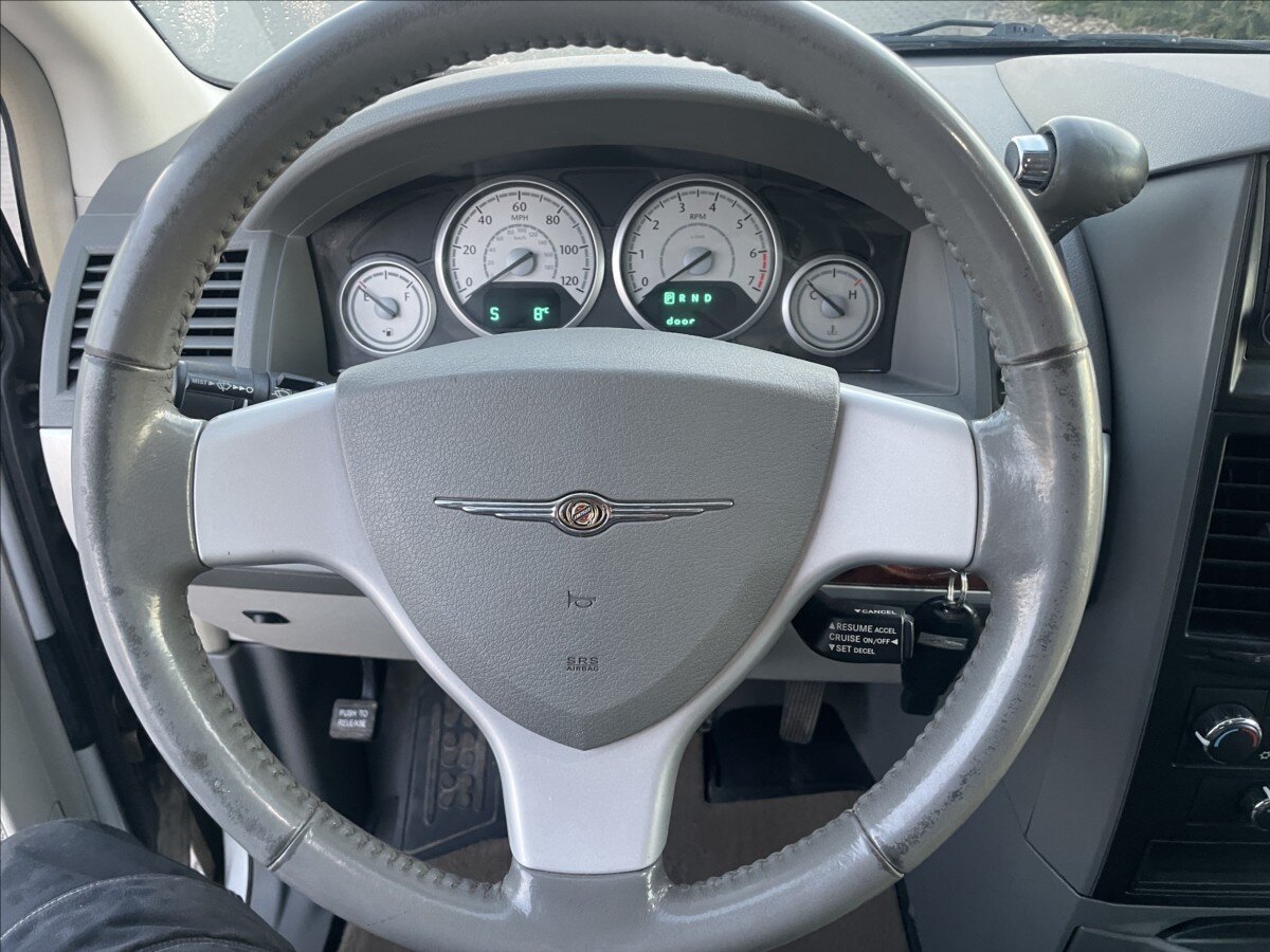 Chrysler Town & Country MPV 3,8 l 142 kw