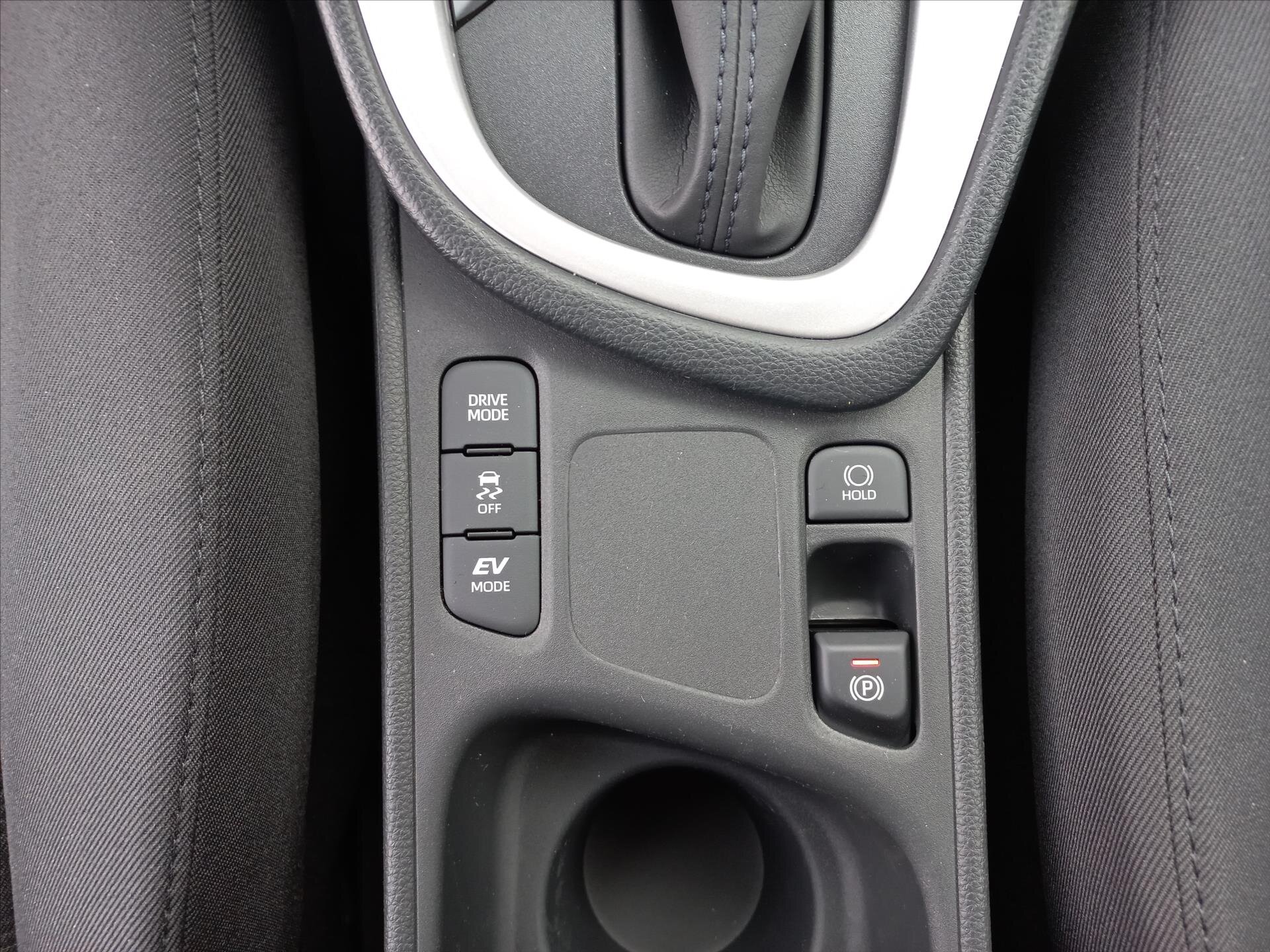 Toyota Yaris Hatchback 1,5 l 68 kw