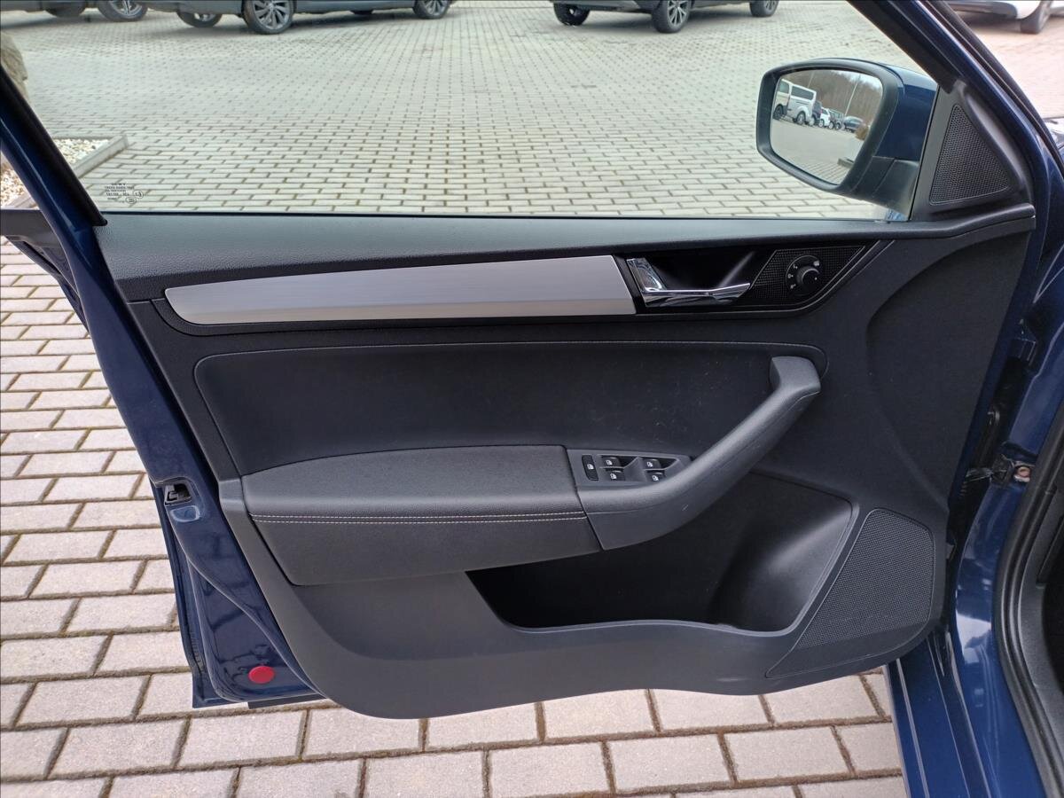 Škoda Rapid Hatchback 999,0 81 kw