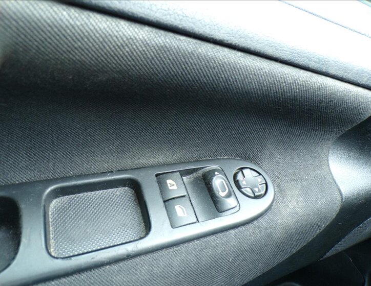 Peugeot 207 Kombi 1,6 l 68 kw