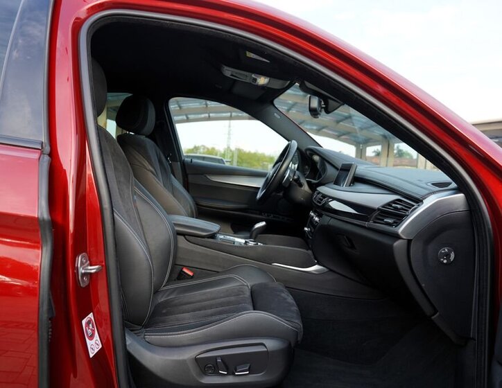 BMW X6 SUV / Terénní 3,0 l 280 kw