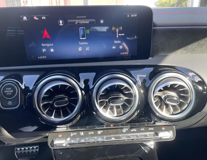 Mercedes-Benz CLA 14