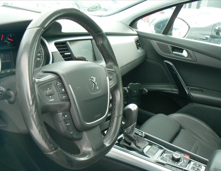 Peugeot 508 Kombi 2,2 l 150 kw