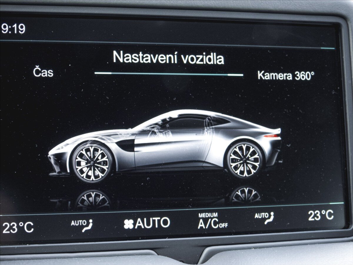 Aston Martin V8 Vantage Kupé 4,0 l 375 kw