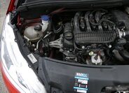 Peugeot 208 Hatchback 1,2 l 61 kw