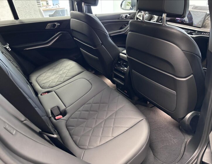 BMW X5 Kombi 3,0 l 210 kw