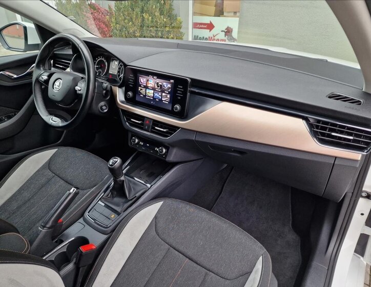 Škoda Scala Hatchback 1,6 l 85 kw