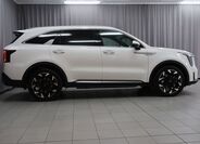 KIA Sorento 4