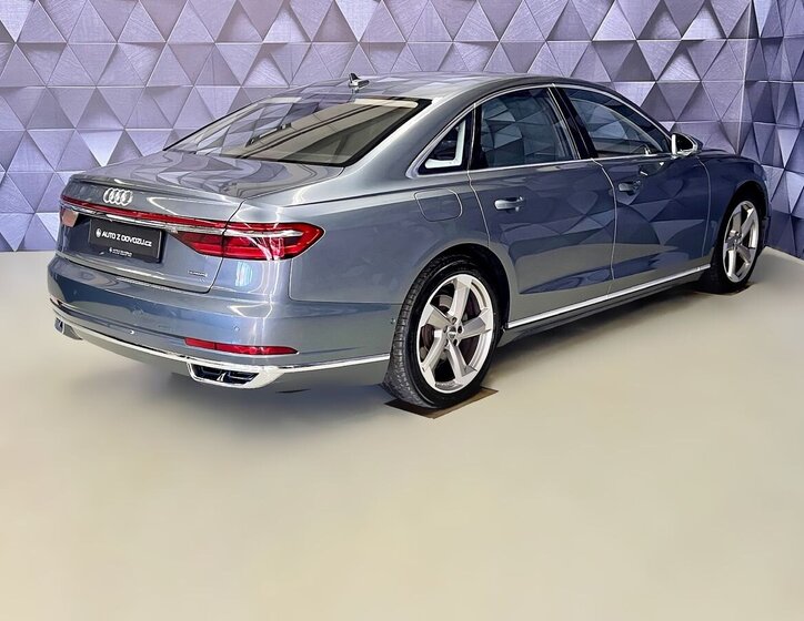 Audi A8 Sedan / Limuzína 3,0 l 210 kw