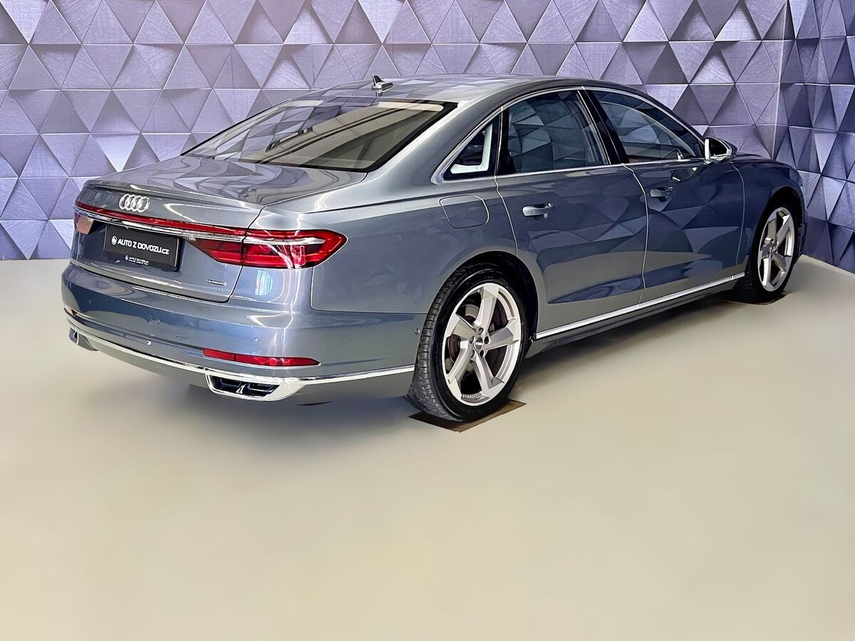 Audi A8 Sedan / Limuzína 3,0 l 210 kw