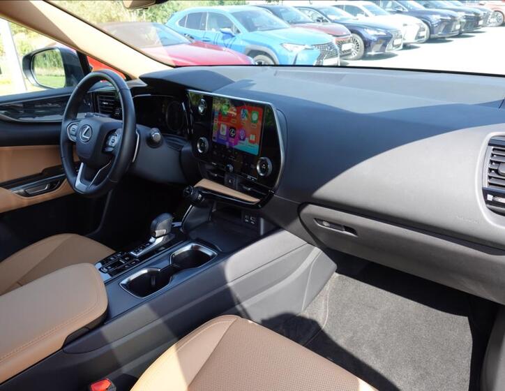 Lexus NX 450h plus 40