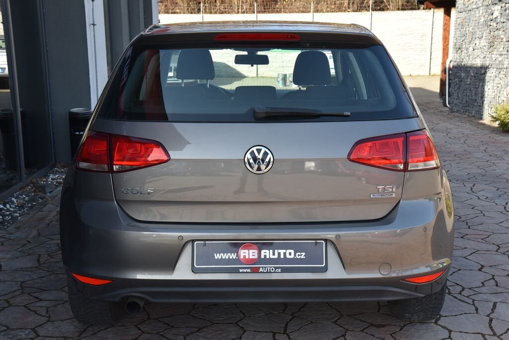 Volkswagen Golf Hatchback 1,2 l 77 kw
