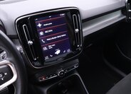 Volvo XC40 25