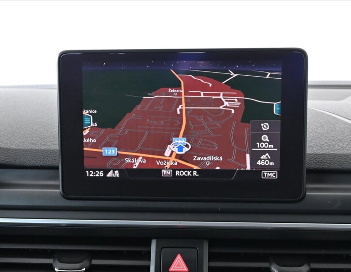 Audi A4 Kombi 2,0 l 140 kw