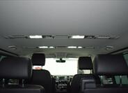 Volkswagen Multivan 14