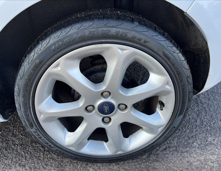 Ford Fiesta Hatchback 1,2 l 60 kw