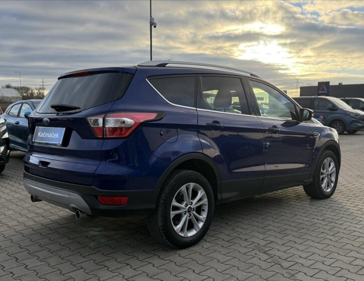 Ford Kuga SUV 2,0 l 110 kw