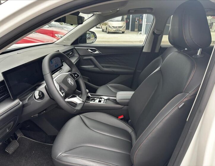 MG HS SUV 1,5 l 125 kw