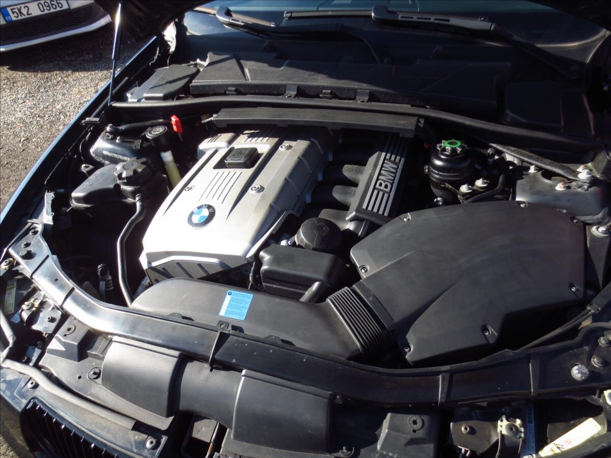 BMW Řada 3 Kombi 2,5 l 160 kw