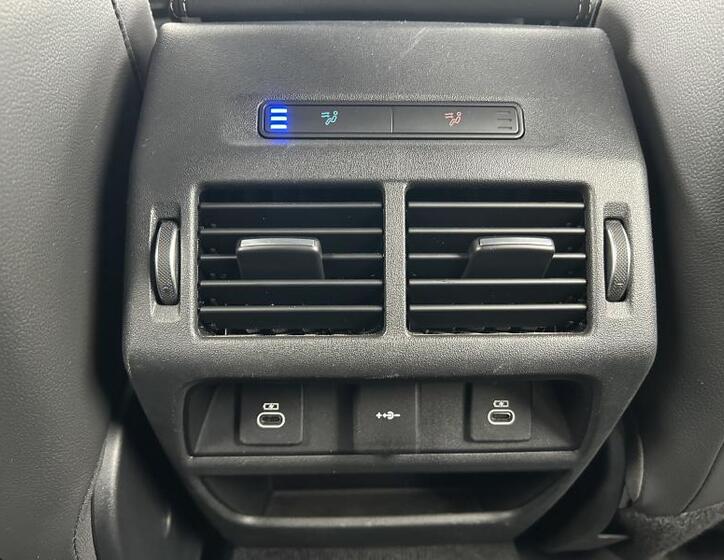 Land Rover Discovery Sport 21