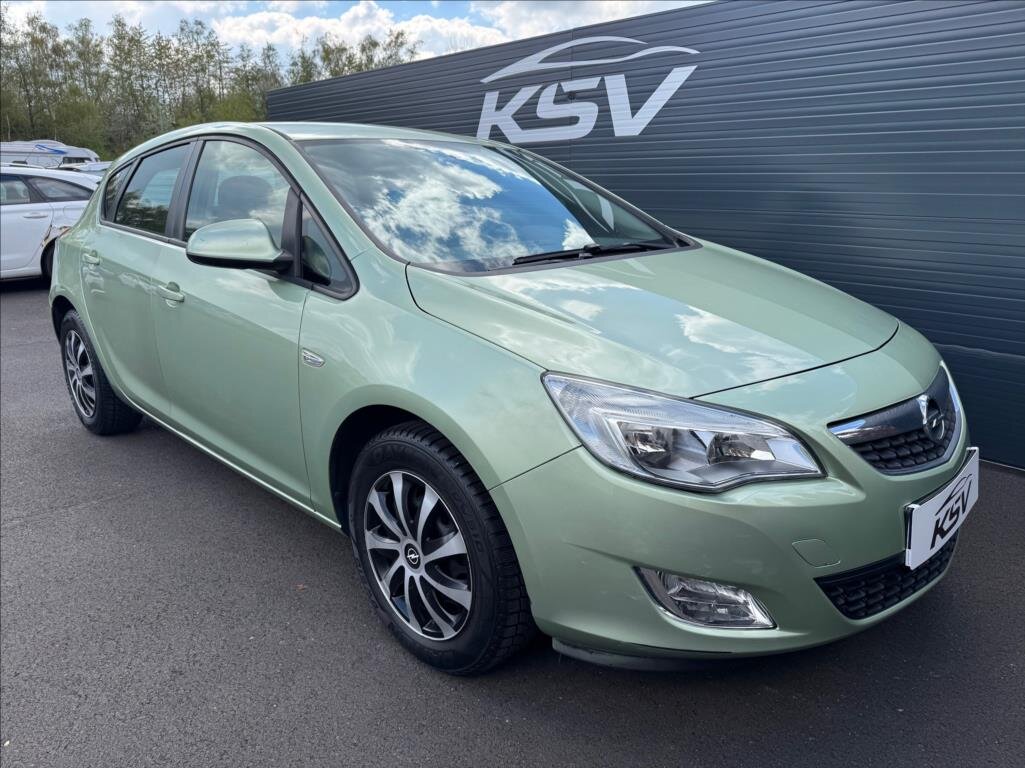 Opel Astra Hatchback 1,4 l 74 kw