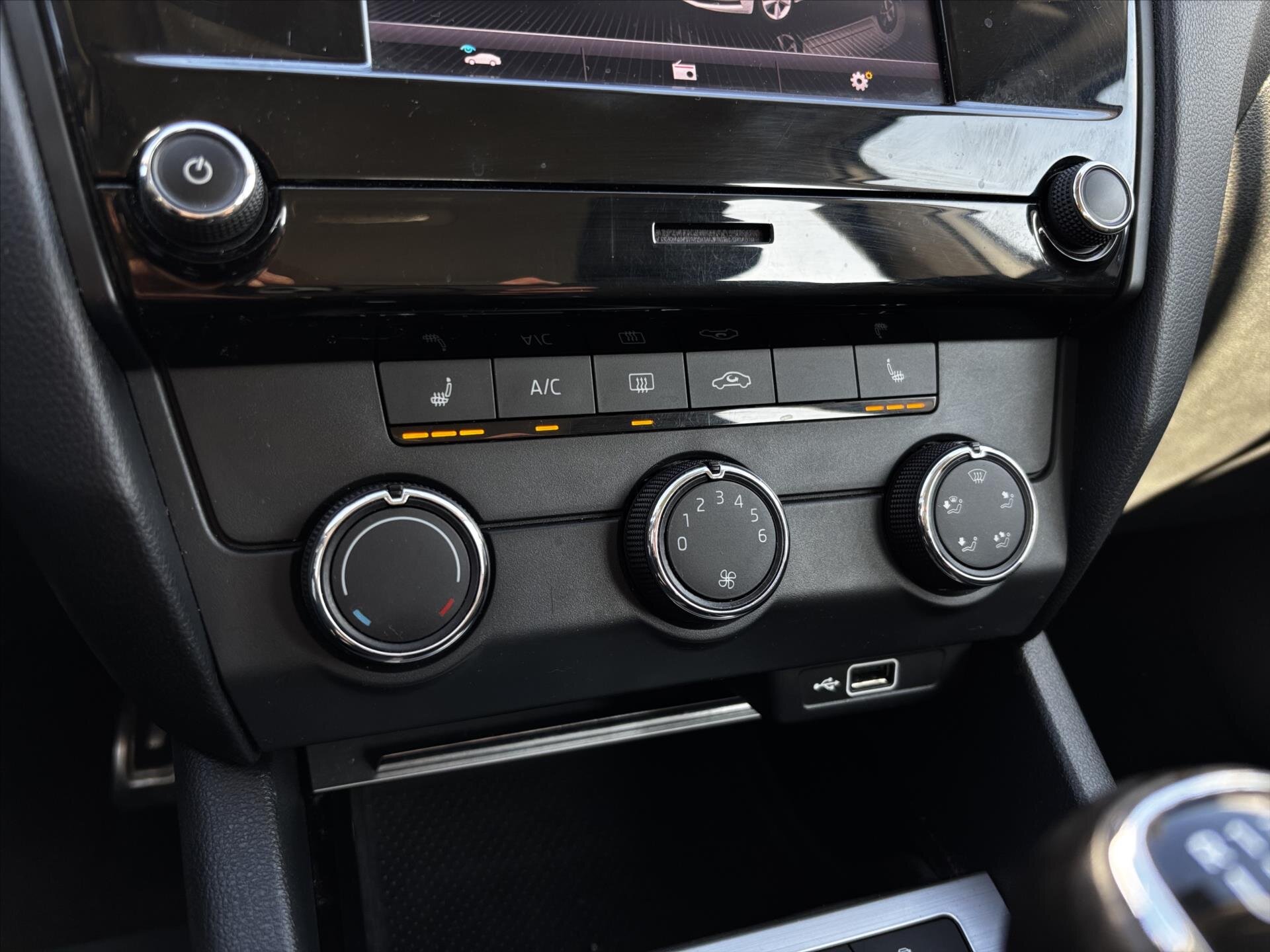 Škoda Octavia Kombi 2,0 l 110 kw